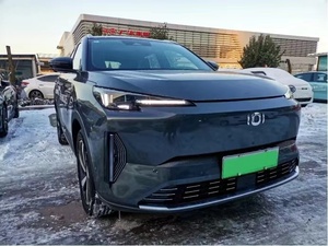 SUV Híbrido Usado 2025, 2WD, Transmisión Automática, 5 Puertas, Diseño de 5 Asientos, Sistema de Propulsión Gasolina/Eléctrico, Limpio, Suministrado desde Japón - Product Image 3
