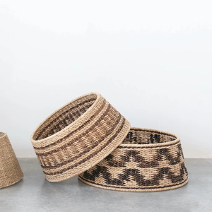 El cuello está decorado con un collar de árbol de Navidad tejido natural de color, plegable, decoración navideña - Product Image 4