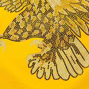 Camisas de Secado Rápido y Alta Calidad Personalizadas al por Mayor, Nuestra Ropa Premium Ofrece Personalización de Lujo y Avanzada con Pedrería - Product Image 3