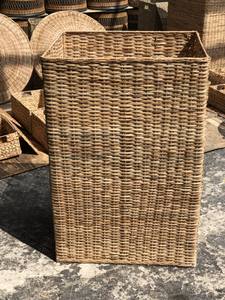 Panier de rangement multifonctionnel en rotin naturel écologique avec couvercle pour le stockage des vêtements et des jouets - Product Image 2
