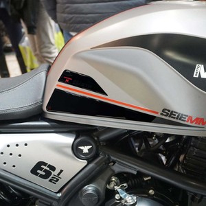 Adesivi Protettivi Laterali Impermeabili per Serbatoio Moto Morini SEIEMMEZZO STR Personalizzabili con Logo Compatibile - Product Image 1