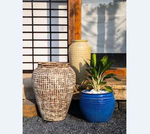 [Leo Nguyen Le] - Venta al por Mayor de Macetas para Exteriores - Macetero Grande Atlantis para Jardín/Macetas de Cerámica Esmaltada para Exteriores - Product Image 1