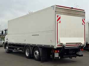 รถบรรทุกมือสองสภาพดี ปี 2017 ยี่ห้อ M AN รุ่น TGM 26.340 L วิ่ง 190,000 กม. มาตรฐานยูโร 6 เครื่องยนต์ดีเซล 251 กิโลวัตต์/341 แรงม้า เกียร์อัตโนมัติ ขาย - Product Image 5