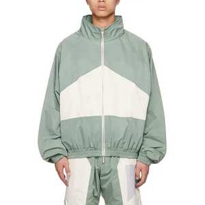 Ensemble deux pièces personnalisé pour hommes coupe-vent et short en nylon à fermeture éclair réfléchissante motif solide écologique pour survêtement d'hiver - Product Image 5