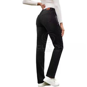 Pantalones vaqueros de mezclilla para mujer de fabricación profesional para uso en exteriores Precio barato Nuevo y elegante con logotipo de diamantes de imitación en la cintura Ropa informal - Product Image 5