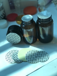 Film d'étanchéité en mousse PE à prix avantageux du fabricant vietnamien SAM LAN, film thermoscellant, doublure d'étanchéité, couvercles de bouteilles, fermetures hermétiques, anti-fuite - Product Image 6