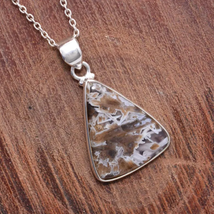 Pendentif en pierre précieuse d'agate de bâton naturel fabriqué à la main exquis bijoux uniques et colorés pour chaque occasion - Product Image 5