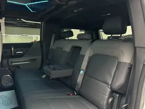 GCMMC Homer EV 2023, Neumáticos, Batería de Litio, Asientos de Cuero, Cámara Trasera, Tracción en las Cuatro Ruedas, Techo Solar Panorámico - Product Image 6