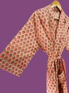 ชุดกิโมโนผ้าฝ้ายลายดอกพีชพร้อมเข็มขัดลายทาง ชุดคลุมอาบน้ำสปา ชุดลำลองน้ำหนักเบา - Product Image 5