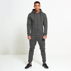 Conjunto Deportivo de Alta Calidad para Hombre, Personalizado, con Bordado de Diseño, Chaqueta Deportiva con Cremallera Completa, Hecho de Algodón y Poliéster - Product Image 4