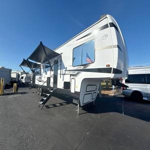 TOP Usagé 2026 Forest River Wolf Pack 3-5-0-P-A-C-K-1-5 à vendre - Product Image 1