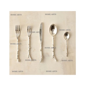 Juego de Cubiertos de Forma y Tamaño Personalizados para Uso en el Hogar, Hoteles y Restaurantes, Cucharas para Comer a un Precio Accesible - Product Image 3