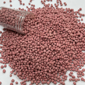 Engrais granulaire VNT Premium NPK 20-5-5 à action rapide, formule de haute qualité, nutriments équilibrés, approvisionnement en vrac pour l'agriculture - Product Image 1