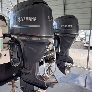 Par de motores fueraborda usados 2013 Ya-ma-has F115 115hp 4 tiempos 25 ejes - Product Image 1