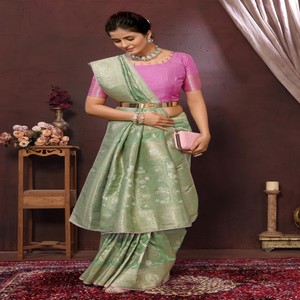 Traditioneller indischer Zari-Saree aus glattem Dola-Seiden saree - Product Image 2