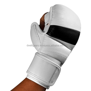 Gants de MMA Dwelt Gears Sanda en cuir PU, demi-doigts, fermeture auto-agrippante, ajustement ergonomique, pour grappling, sparring, entraînement, personnalisables - Product Image 2