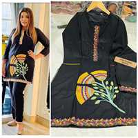 Hermoso Conjunto de Pantalón y Top de Rayón Pesado con Bordado de Diseño Moderno, para Uso Diario Informal, Vestido de Mujer para las 4 Estaciones
