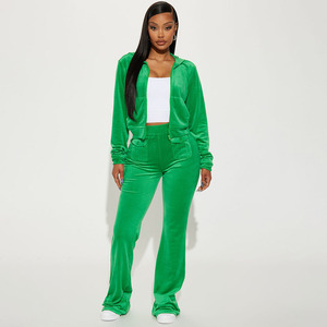 Survêtement en velours vert sur mesure en gros, sweat-shirt chic et pantalon à poches, survêtement de sport, qualité supérieure, tenue coordonnée en velours - Product Image 1