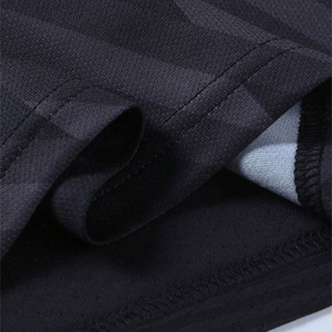 Uniforme de fútbol de ajuste personalizado transpirable 100% poliéster ecológico proveedor OEM con opciones de logotipo y etiqueta privada para equipos - Product Image 5