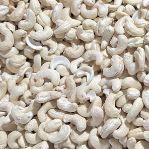 Vente flash Prix des noix de cajou dans le monde entier Noix de cajou brutes biologiques sans coquille A180 Santigo Vietnam Emballage de marque privée disponible - Product Image 1