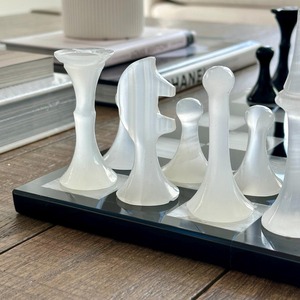 Jeu d'échecs moderne pour la maison, la chambre à coucher, le salon et le bureau pour le mariage de Diwali, les célébrations du Ramadan - Product Image 4