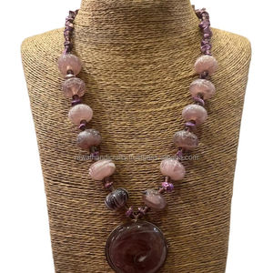 Acheter en gros résine grand pendentif collier bijoux vintage bijoux classiques bijoux en pierres précieuses - Product Image 1