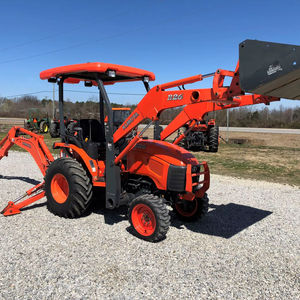 รถแทรกเตอร์ล้อยางคุณภาพสูง ขับเคลื่อน 4 ล้อ สำหรับงานเกษตรกรรม พร้อมที่ตักดินและรถแบคโฮ - รุ่น B26 - Product Image 2