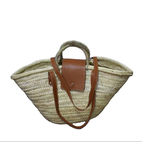 Sac seau en paille de style vintage avec deux poignées et fermeture ouverte pour femmes par Moroccansoul, fabriqué au Maroc, modèle 776