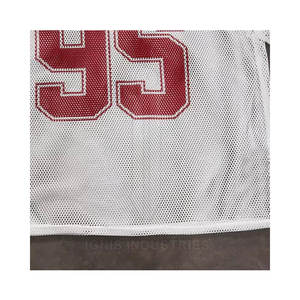 Jersey de malla Estilo aerodinámico con características de rendimiento para todos los niveles Jersey de malla - Product Image 3