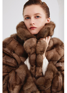 Manteau en fourrure de zibeline brun foncé de qualité supérieure, couleur fermier, taille moyenne, coupe ajustée, élégant, pour femme, manteau d'hiver en vison - Product Image 3