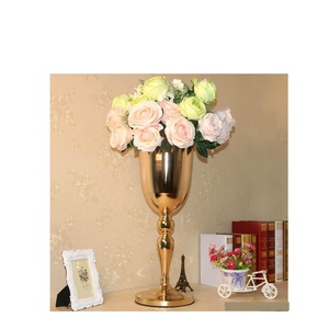 Wholesale Modern Wedding Event Tabletop Flower Holder Customizable Shape Nickle-Plated Metal <b>Floor</b> <b>Vase</b> for Decorative Purposes - Product Image 1