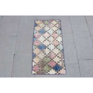 Alfombra Turca Pequeña de 1.5x3 pies, Alfombra Vintage con Plantas y Árboles Azules - Product Image 1