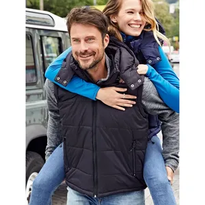 Gilet rembourré personnalisé pour hommes pour l'entraînement musculaire et la promotion - Product Image 4