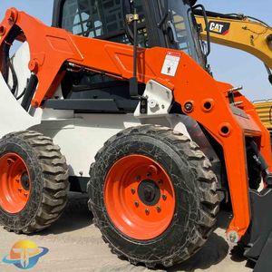 Cargadoras Compactas Usadas de Alta Calidad, Construcción Duradera con Motores Kubota y Cat, Mini Cargadoras y Retroexcavadoras a Bajo Precio - Product Image 6