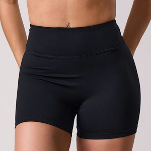 Short d'été noir Scrunch avec logo personnalisé OEM pour femmes Short taille haute pour femmes Short de gymnastique à taille compressive évacuant la transpiration - Product Image 1