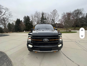 Ford F-150 SuperCrew Cab 2023, Volante a la Izquierda, Vehículo Usado de Nueva Energía en Venta, 1-25000 Millas, Emisión Euro IV - Product Image 6