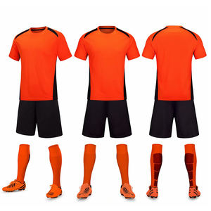 Vente en gros d'ensemble de combinaisons de football à sublimation personnalisée par équipe maillot de football pour hommes combinaison d'entraînement uniforme de football - Product Image 6