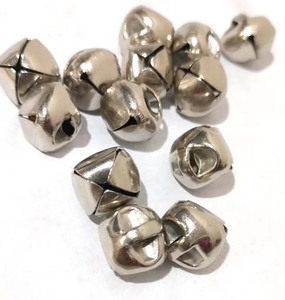 Clochettes rondes en fer poli argenté de 12 mm - Sculpture décorative chinoise moderne pour Noël - Product Image 3