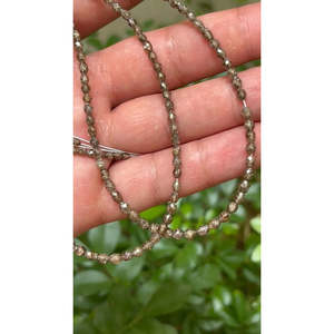Cuentas de Diamante Facetadas de 4mm, Color Champán, Calidad AAA+, Corte Natural, Tira de 15 Pulgadas, Línea de Diamantes Cálidos de Alta Calidad para la Elaboración de Joyería Fina - Product Image 1