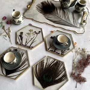 Dessous de verre en résine de luxe faits à la main Tampons carrés de couleur personnalisables captivants Meilleur prix Ensemble de table Tapis de cuisine pour la cuisine - Product Image 5