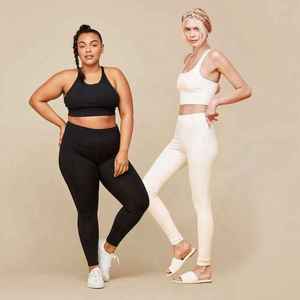 Ensemble de yoga pour femmes, taille haute, sur mesure, avec logo et design personnalisés, vêtements de sport grande taille - Product Image 2