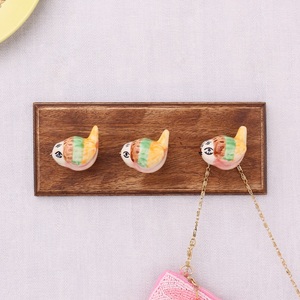 Crochets muraux en bois robustes, faits à la main, en céramique, oiseaux jaunes et verts, crochets muraux WHK-2120 nouveau design, vente en gros - Product Image 1