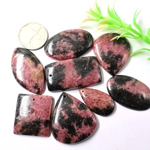 Belle pierre précieuse en vrac de rhodonite naturelle en gros mélange de forme et de taille Cabochon de rhodonite pierre précieuse pour la fabrication de bijoux - Product Image 3