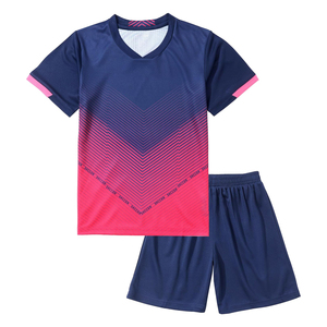 ชุดยูนิฟอร์มฟุตบอลของผู้ชายผ้าโพลีเอสเตอร์100% น้ำหนักเบา - Product Image 2