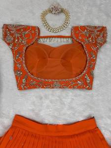 Lehenga Choli Listo para Usar, Inspirado en Celebridades, de Seda Georgette con Bordado de Piel Sintética, Reversible, Moderno y Cómodo para Fiestas - Product Image 5