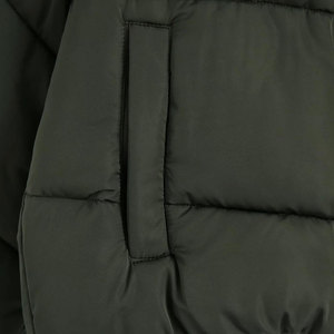 2025 Wholesale Manufacturer OEM Custom Fashion Puffer Jacket Men Winter Padded Jacket Shiny Hot Sale New Style - Product Image 6