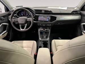 ใช้อย่างประณีต2025 Q3 Audi PLUS S line 4dr SUV AWD w/ 45 TFSI