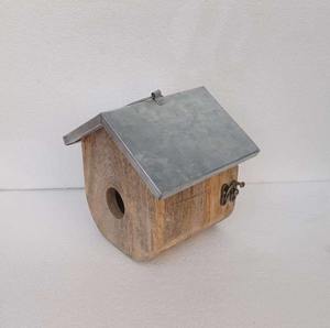 Pajarera de metal galvanizado y madera - Product Image 6