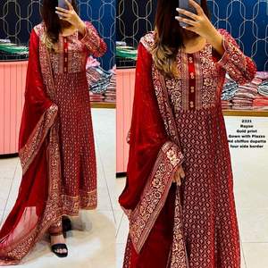 Kurti Anarkali para Niñas de Rayón Puro con Estampado Metálico, Ropa Casual para India y Pakistán por Fabzone - Product Image 4