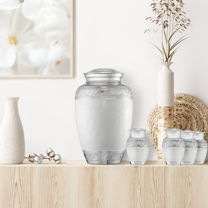 Meilleures ventes d'urnes pour cendres, urnes de crémation de qualité supérieure pour animaux de compagnie et adultes, urnes commémoratives faites à la main en métal - Product Image 6